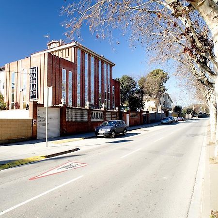 Hostal Xarau Серданьола-дель-Вальес Экстерьер фото